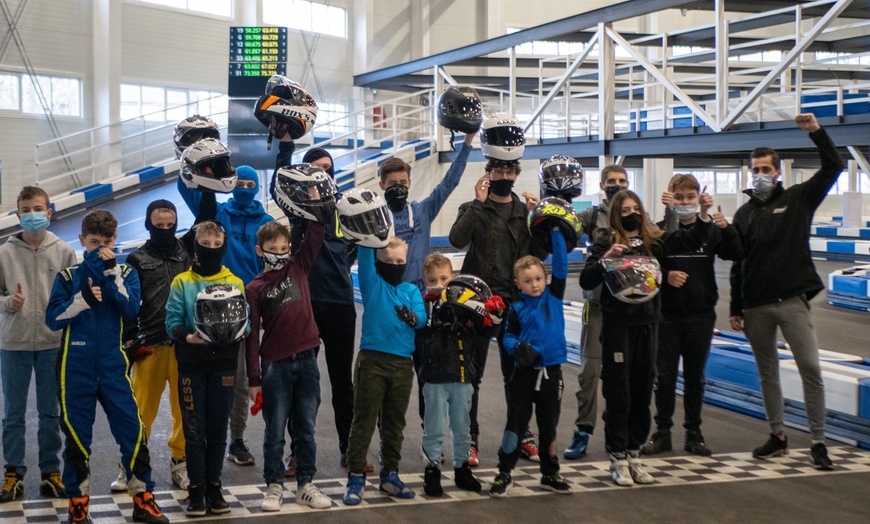 Image 10: Do 13% zniżki na Wyścigi gokartów (przejażdżka/doświadczenie) w E1GOKART Chorzów