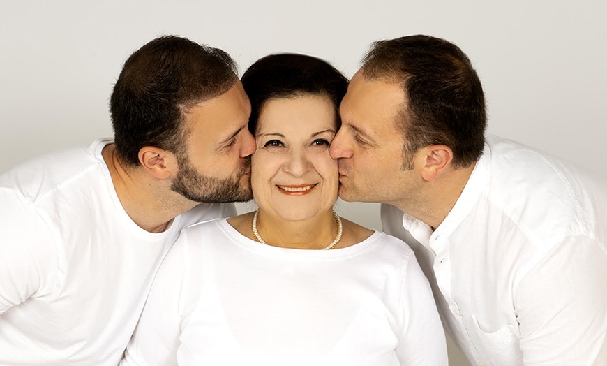 Image 2: Professionelles Fotoshooting für 3 oder 5 Personen