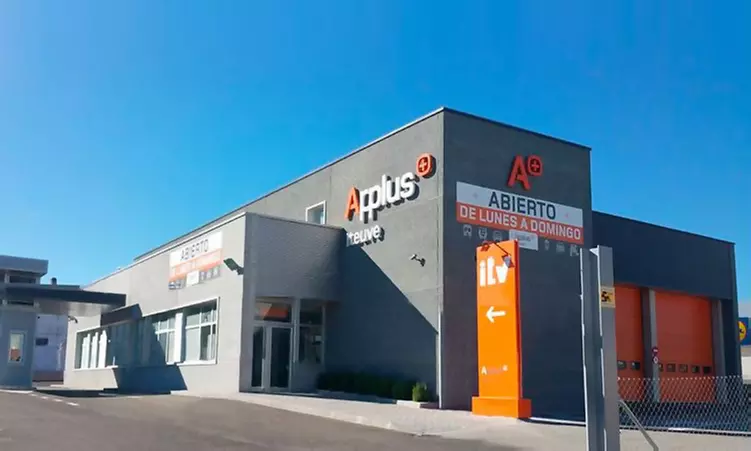 ITV con tasas incluidas para motocicleta o vehículo ligero en Applus Itv Vallecas - Albufera - Second Medium