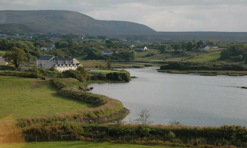 Co. Donegal: 2 or 3 Nights with Breakfast, Dinner, and Late Checkout