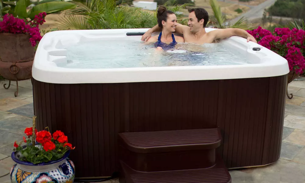 Lifesmart 7-Person 65-Jet Spa - Primary Image
