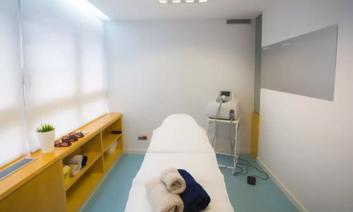 2 o 4 sesiones de masaje drenaje linfático con cavitación para 1