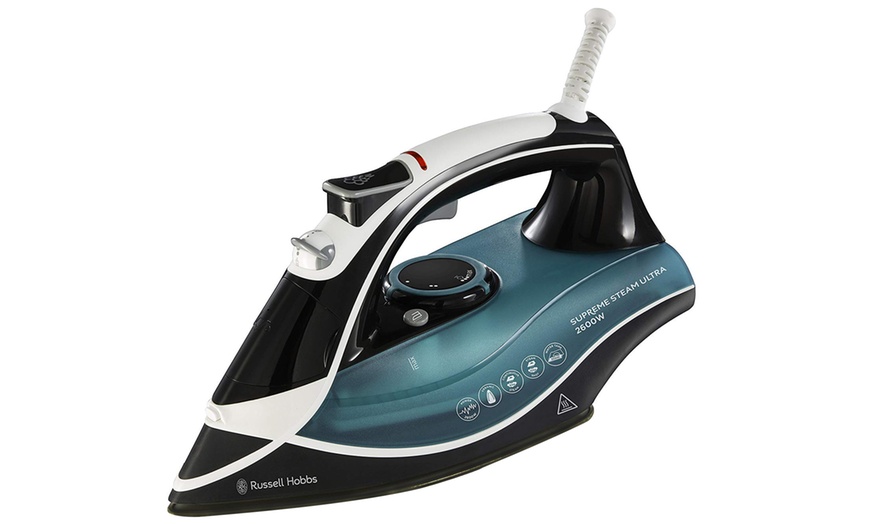 Image 3: Russell Hobbs Supreme Steam Iron