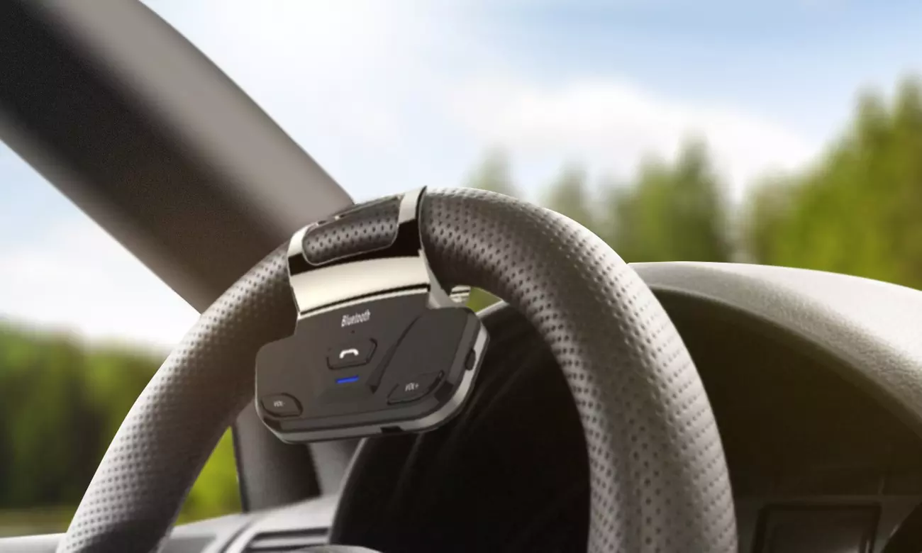 1x oder 2x Bluetooth-Freisprechanlage für Autolenkrad mit verstellbarer Metallklammer und KFZ-Ladegerät inkl. Versand - Primary Image