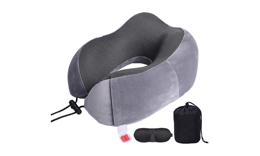 Image 5: Travel Neck Pillow with Eyemask and Earplugs