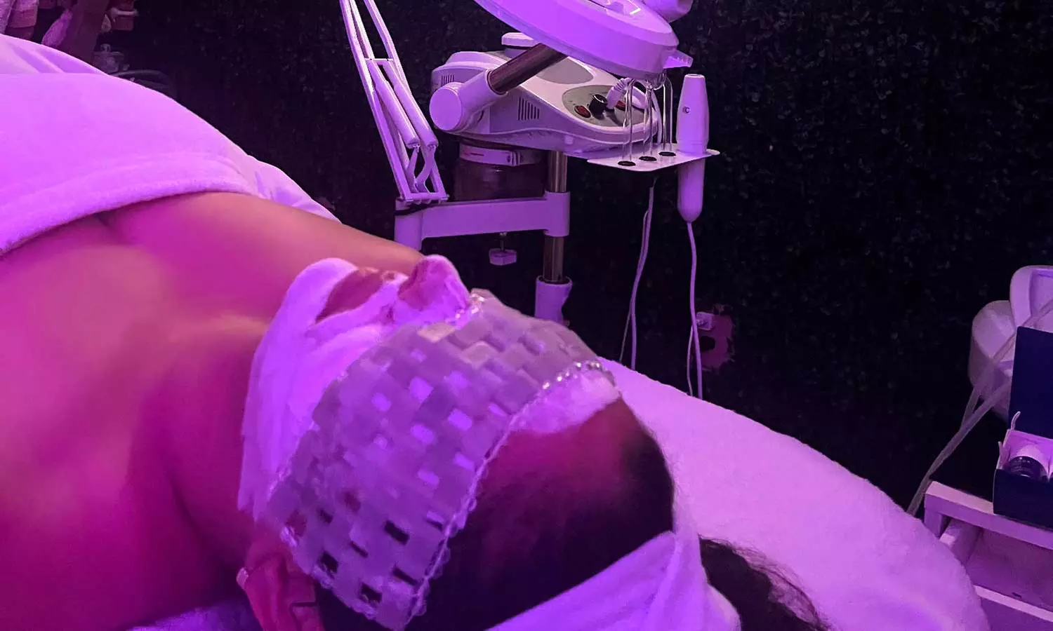 Refresh Your Skin with Radiant Glow Renewal: Dermaplane & Deep Cleanse