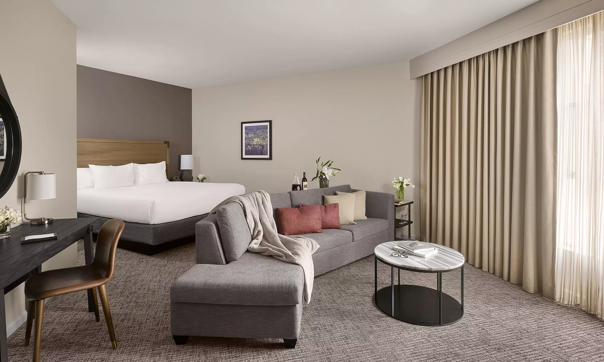 Hotel in California Wine Country with Outdoor Pool & Local Tastings

