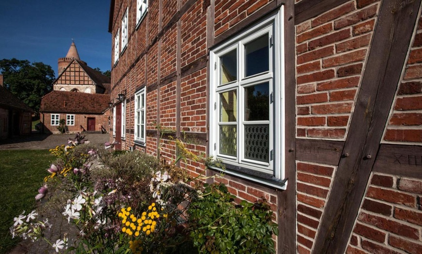 Image 14: Tollensee: 2 bis 5 Nächte Doppelzimmer für Zwei im Hotel zur Burg