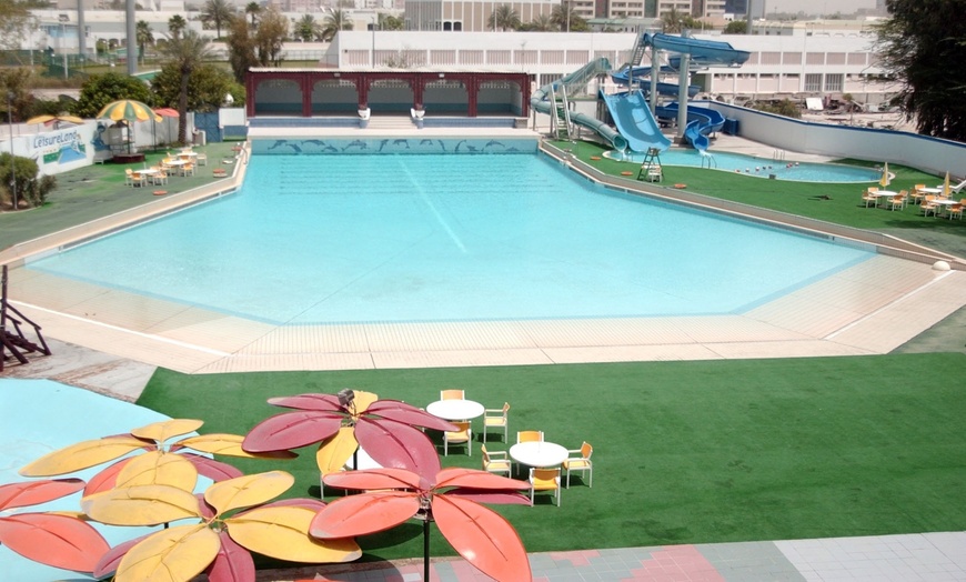 Image 2: Swimming Pool Access