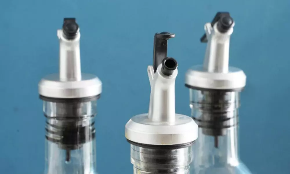 Lot de 4 ou 8 becs verseurs