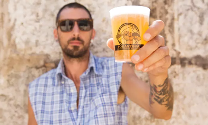 Cata de 5 cervezas con picada para 2, 4 u 8 personas