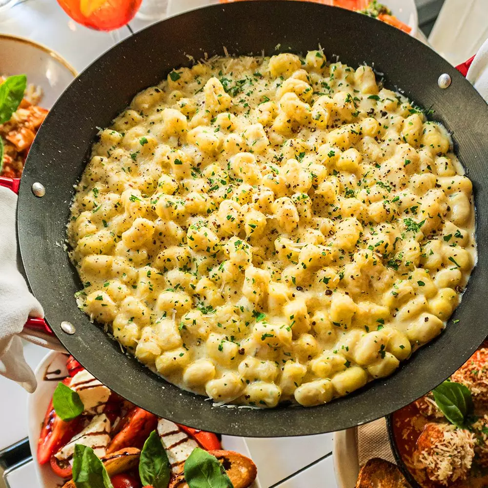 Three Course Italian Dinner with Wine or Beer at La Costa Restaurant