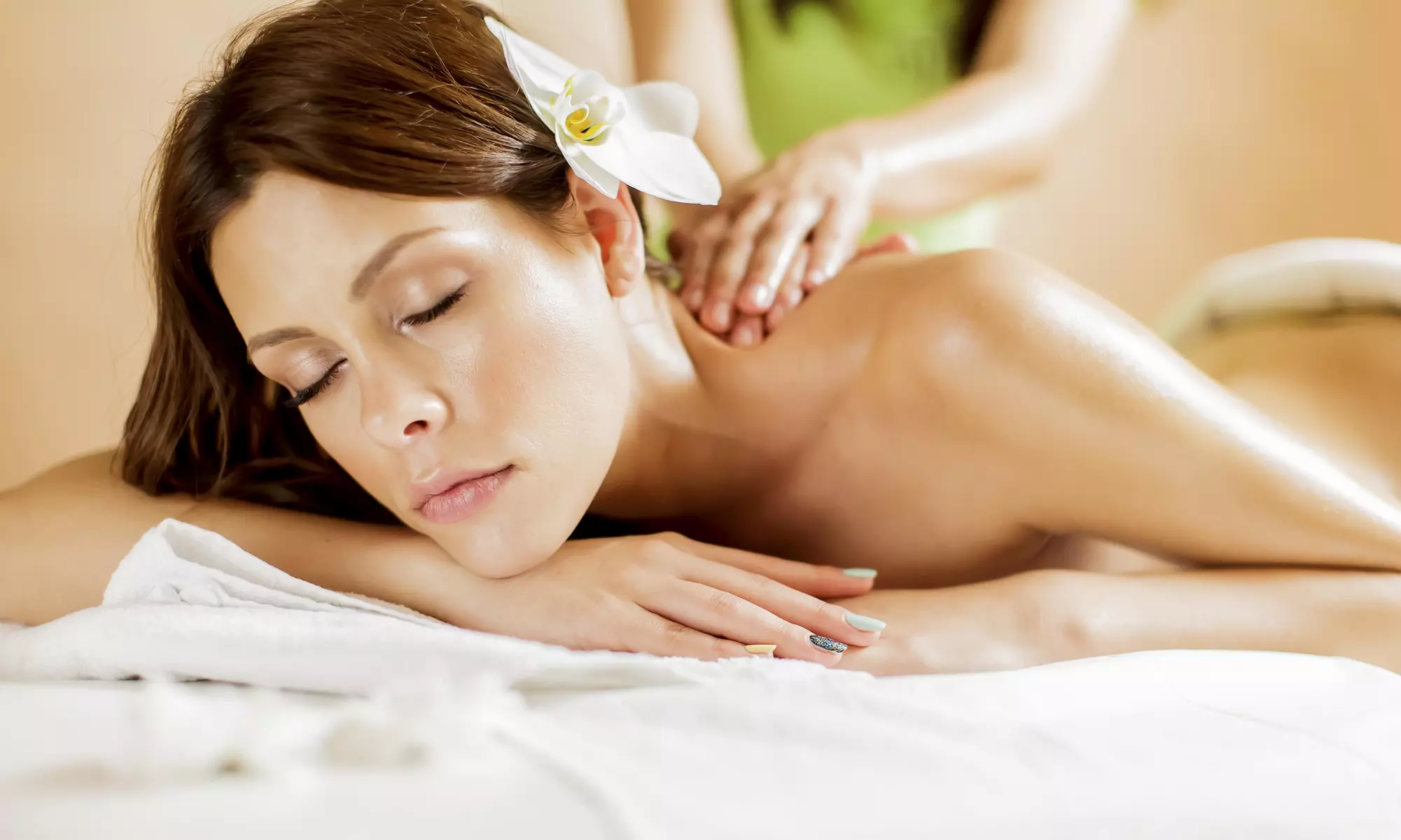 A 60-Minute Full-Body Massage at Holiday Spa (50% Off) - Primary Image