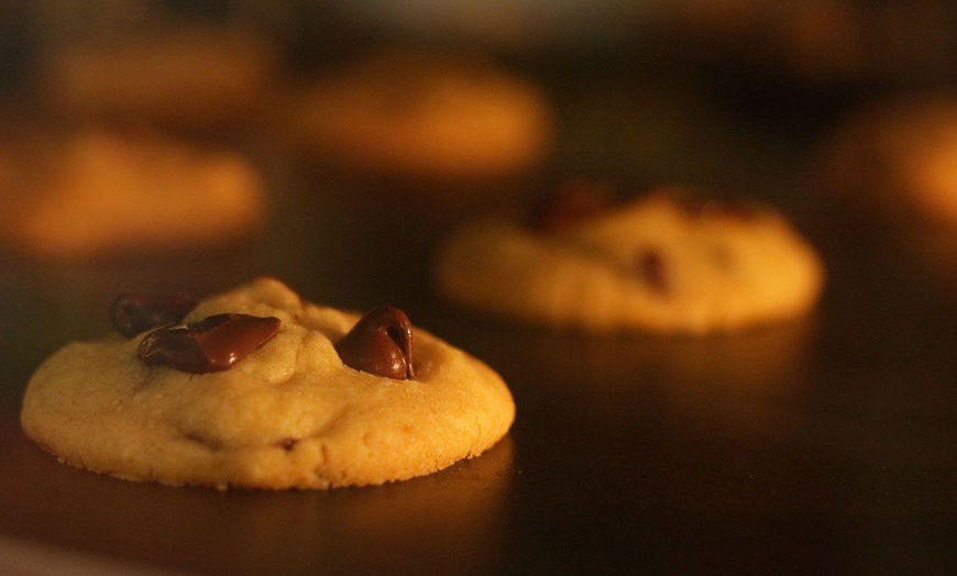 Image 4: Cookies americanas con una gran variedad de sabores y tamaño a elegir