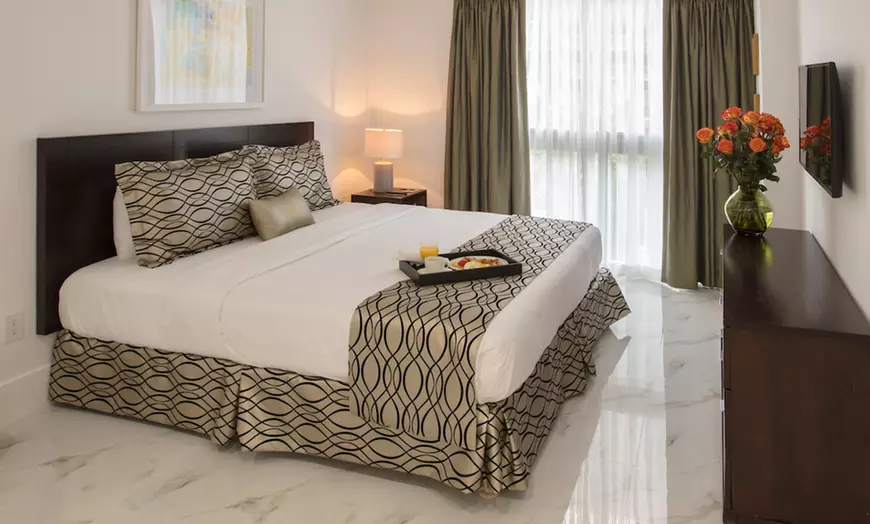 Superior One-Bedroom Accessible Suite