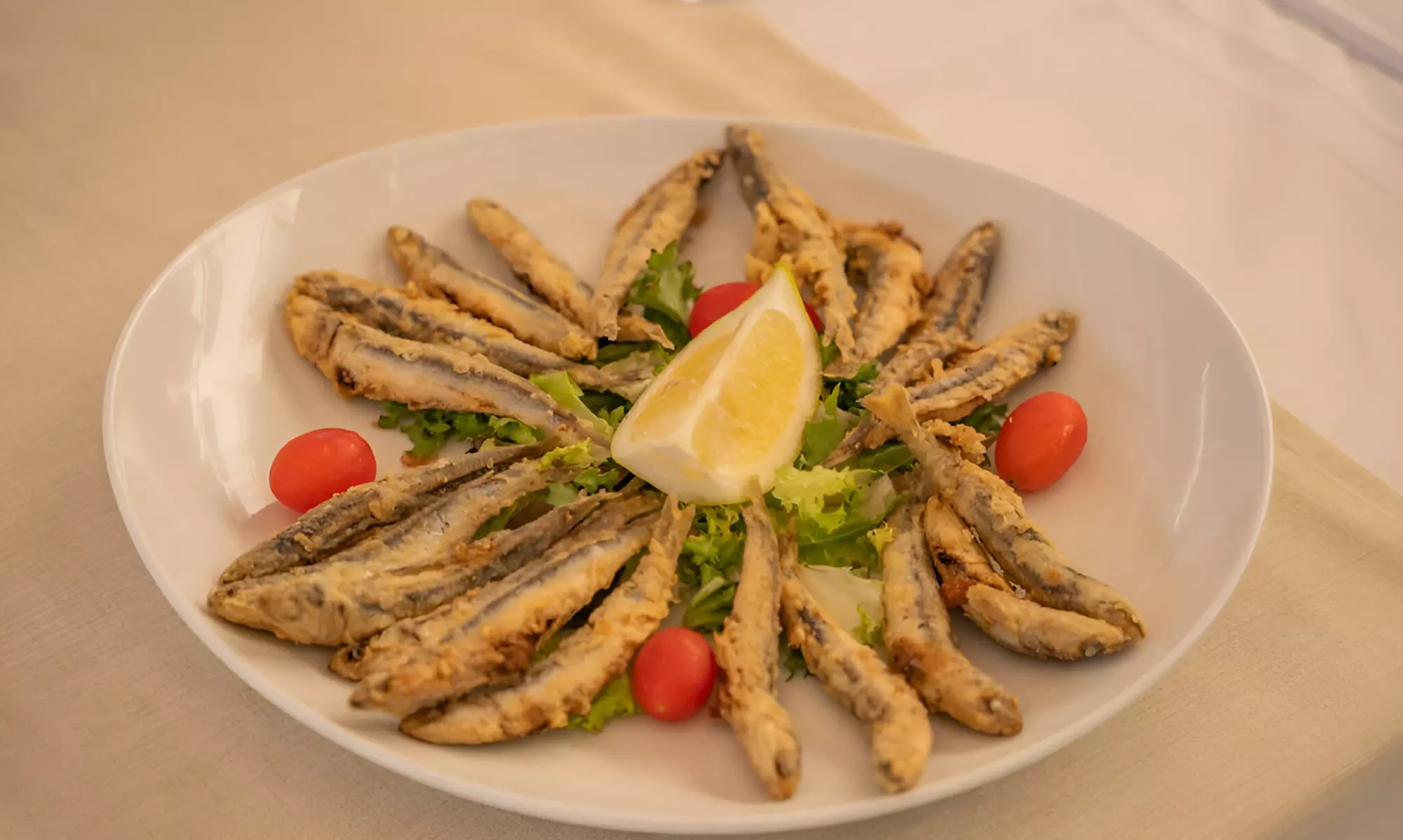 ¡Festín mediterráneo para 2! ¡Disfruta de la mejor cocina al solecito!