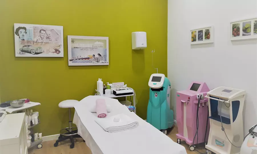 Peeling ultrasónico, masaje facial y radiofrecuencia en Pulsasanse