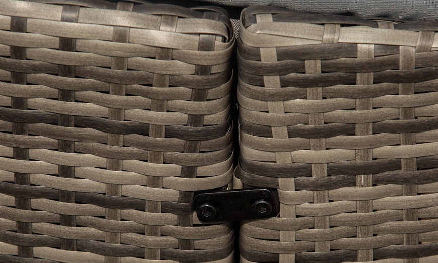 Image 12: Outsunny Round Rattan Sofa Bed with Retractable Canopy