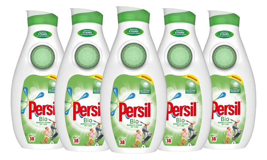 Image 4: Persil Small and Mighty Liquid