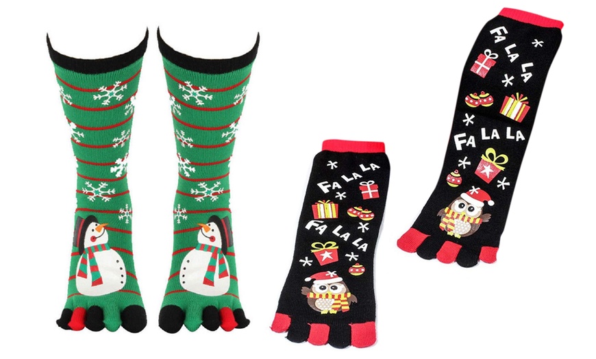 Image 9: Women's Christmas Cotton Socks