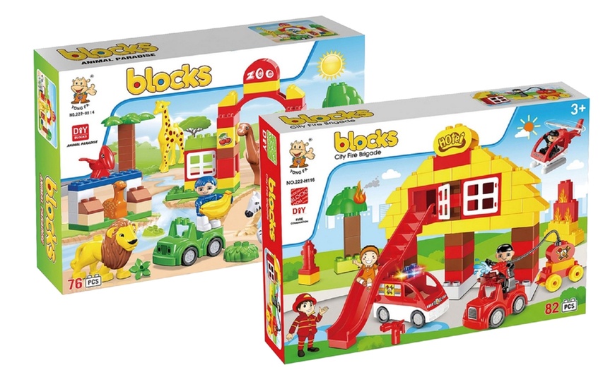 Image 10: Building Blocks Playset