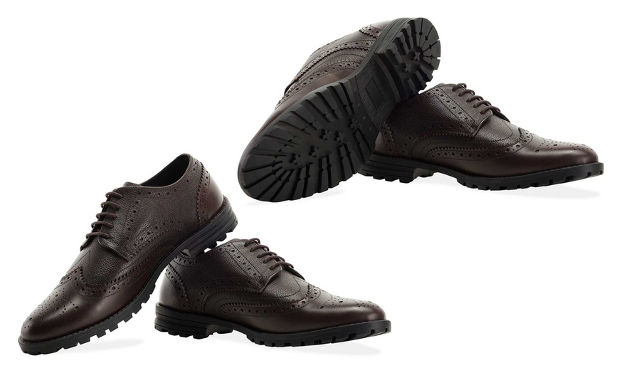 Image 13: Men's Leather Chunky Brogues