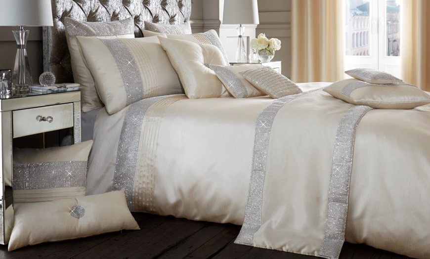 Image 3: Onyx Rhinestone Finish Bedding