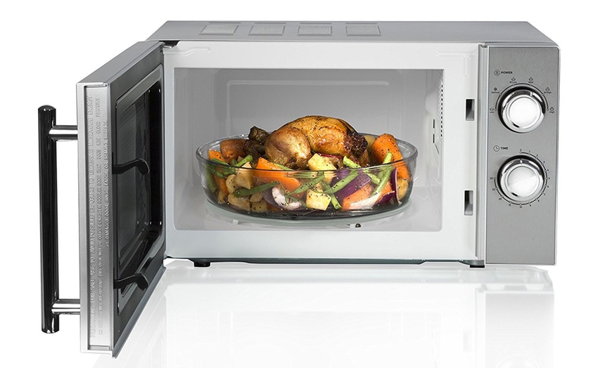 Image 6: Tower 800W Microwave