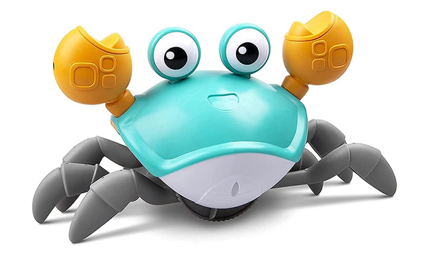 Image 4: Kids Electric Music Crawling Crab Toy With Light
