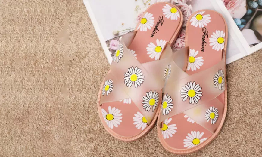 Image 4: Paire de sandales avec motifs à fleurs