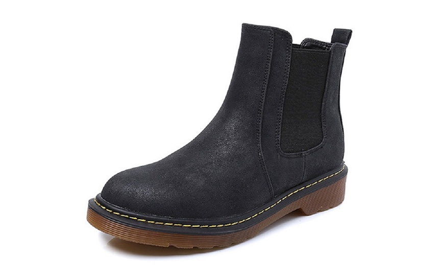 Image 5: Ankle Chelsea Boots