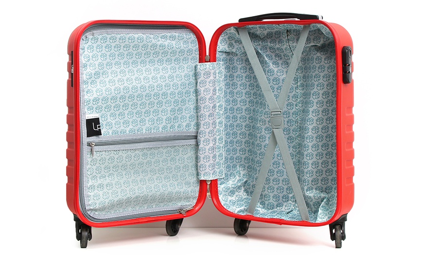 Image 27: Trolley Bag and Vanity Case Set