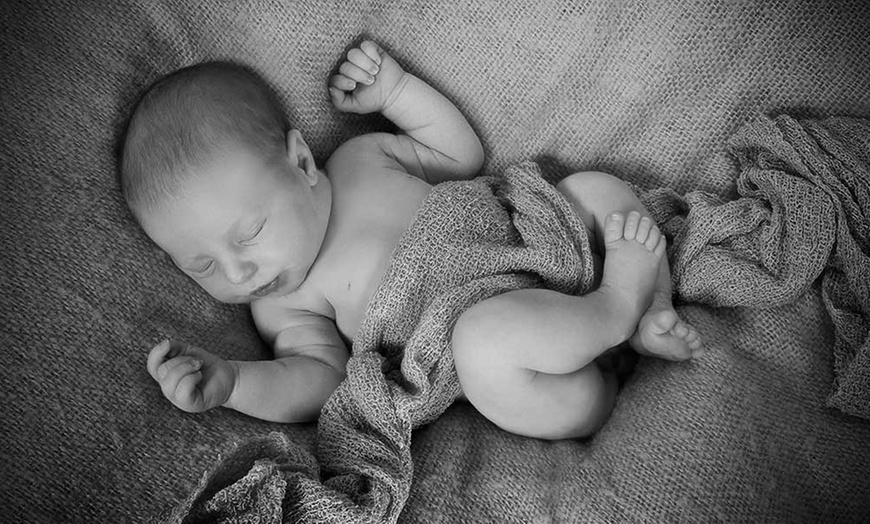 Image 6: Baby's first year photoshoots, Calne