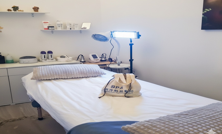 Image 3: Masaje relajante de 30, 45 minutos con aceites esenciales