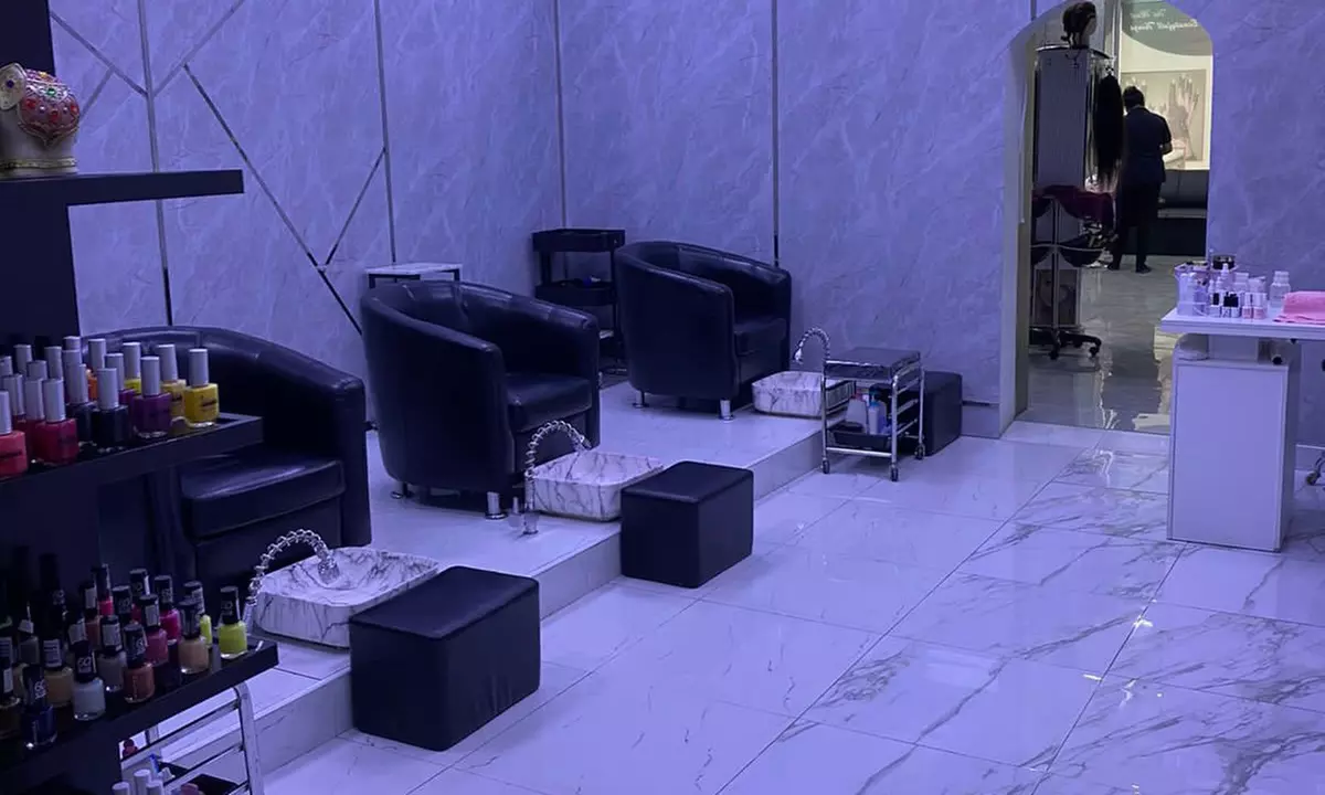 Full Set Of Individual Eyelash Extensions at Posh Beauty Center