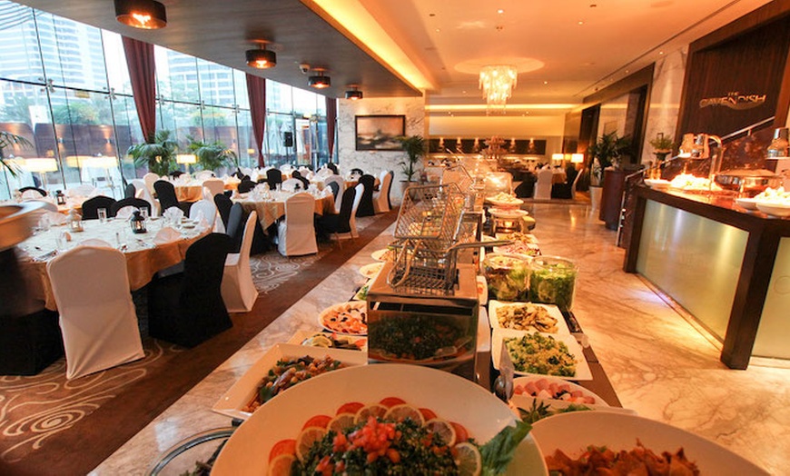 Image 1: 5* Iftar Buffet at Bonnington Hotel