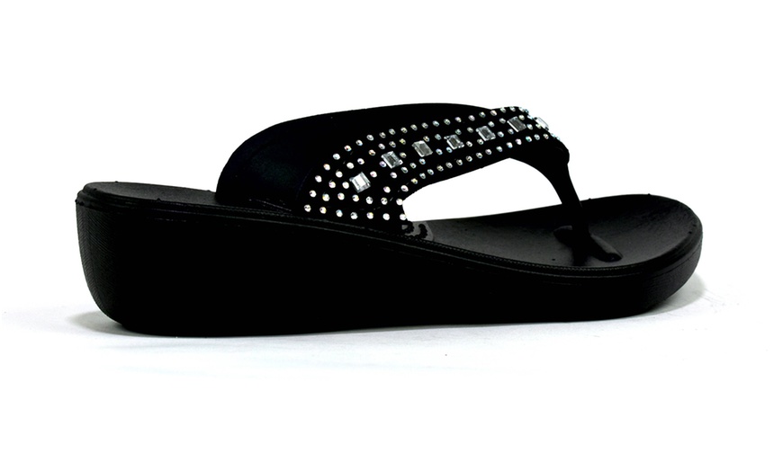 Image 5: Women's Studded Mirror Wedge Flip-Flops