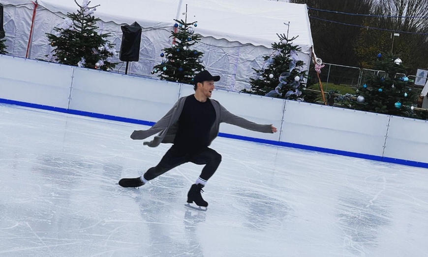 Image 7: Winter Christmas outdoor Ice skating for Families