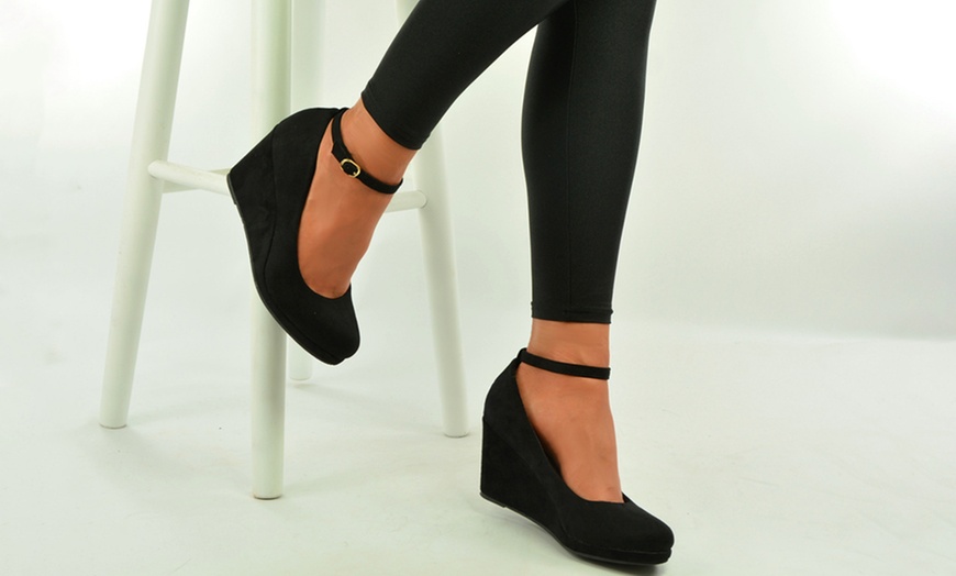 Image 2: Damen Schuhe mit Keilabsatz