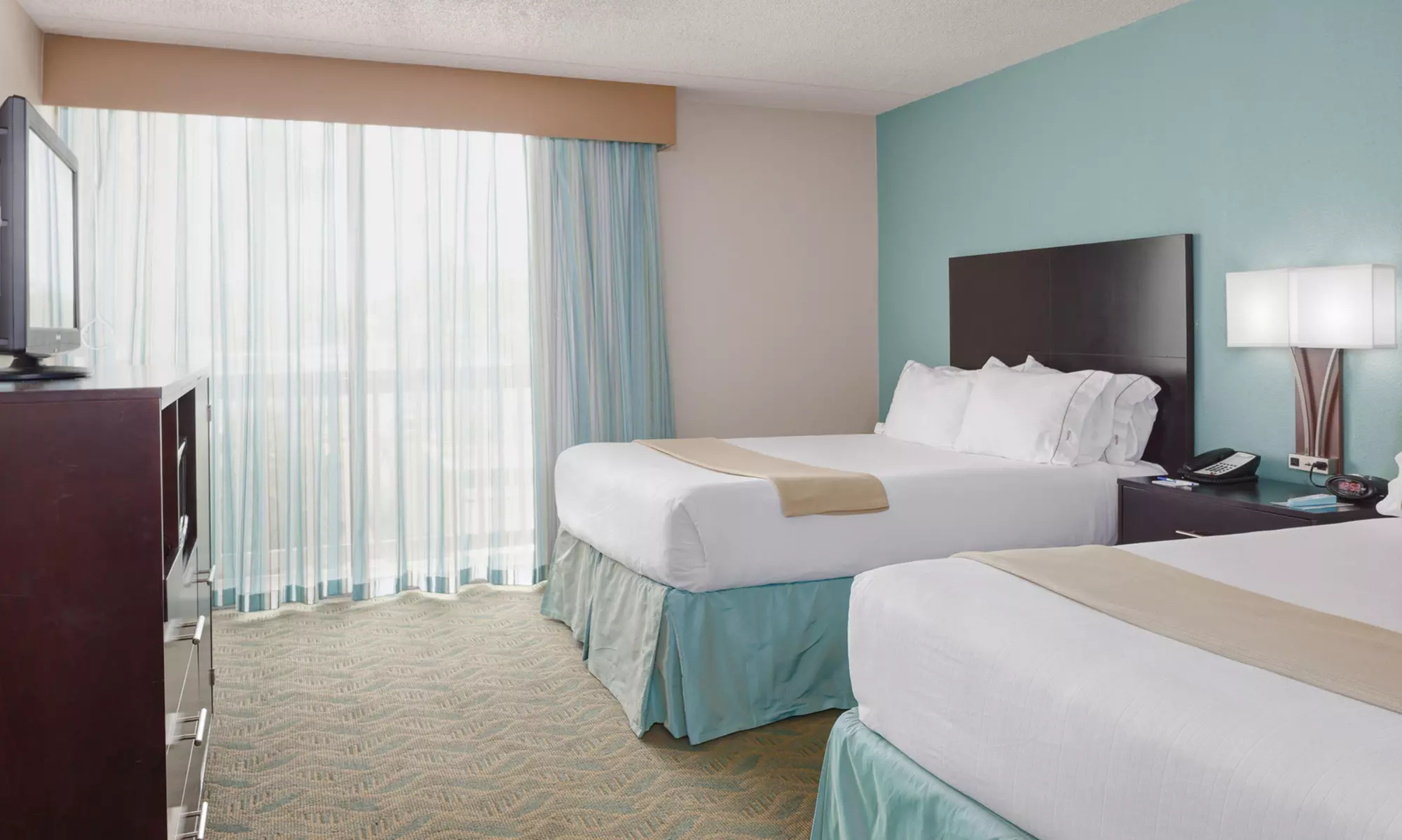 Stay at Holiday Inn Express Charleston Downtown - Medical Area in South Carolina. Dates into February 2018. - Primary Image
