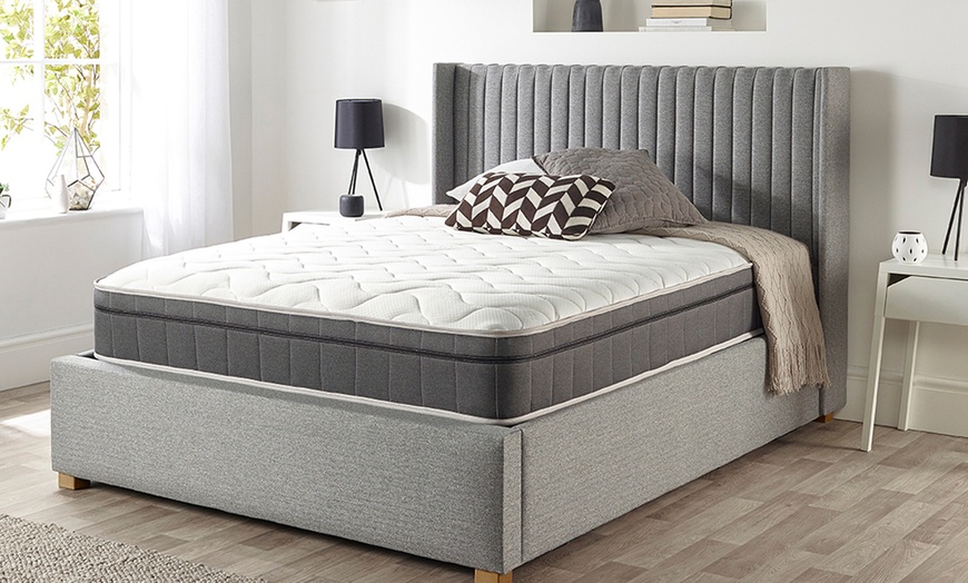 Image 2: 6000 Platinum Hybrid Memory Mattress