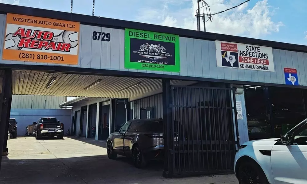 Upgrade with One Full Synthetic Oil Change w/ Regular Filter Replacement or Filter (Diesel) (Up to 40%Off) - Primary Image