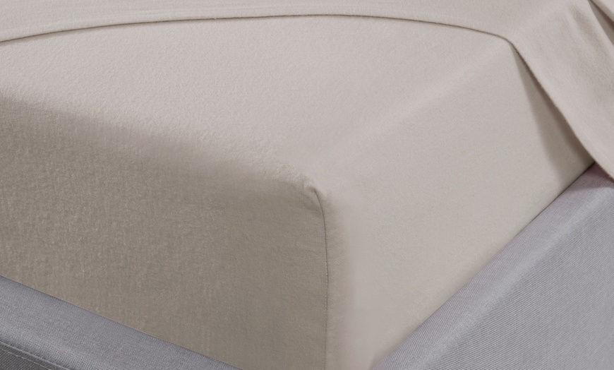 Image 6: Brushed Cotton Flannelette Bedsheet or Pillowcase