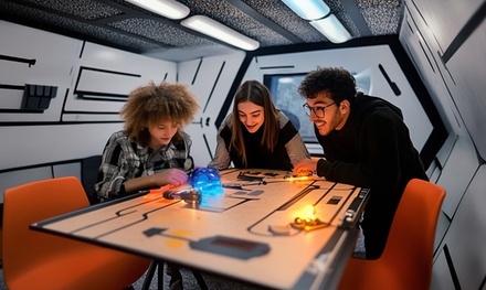 Escape Room: wejście dla 2 osób (od pon. do pt. do godz. 15)