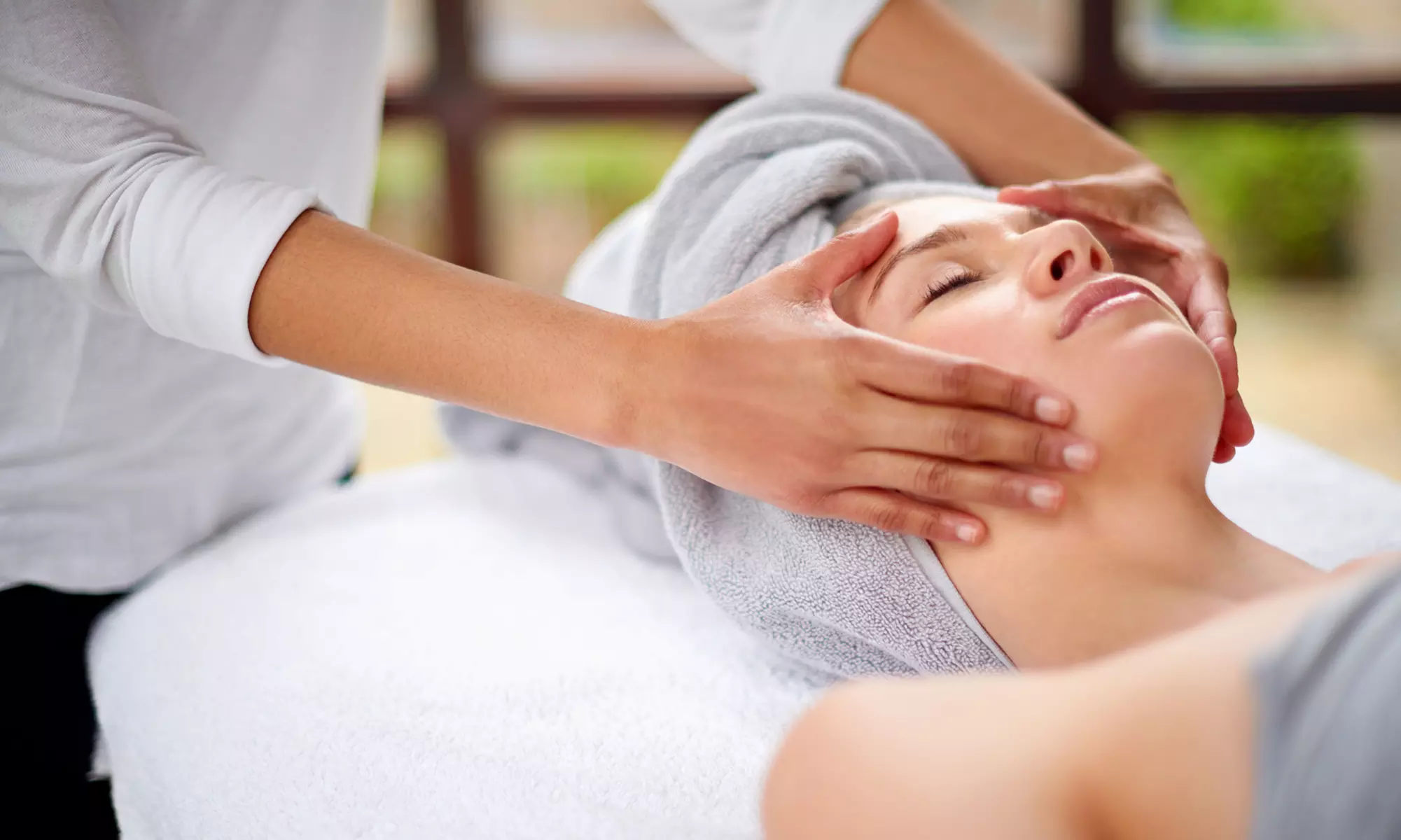Cyber Monday Woodhouse Gift at Luxenhaus Day Spa (60% Off) - Primary Image