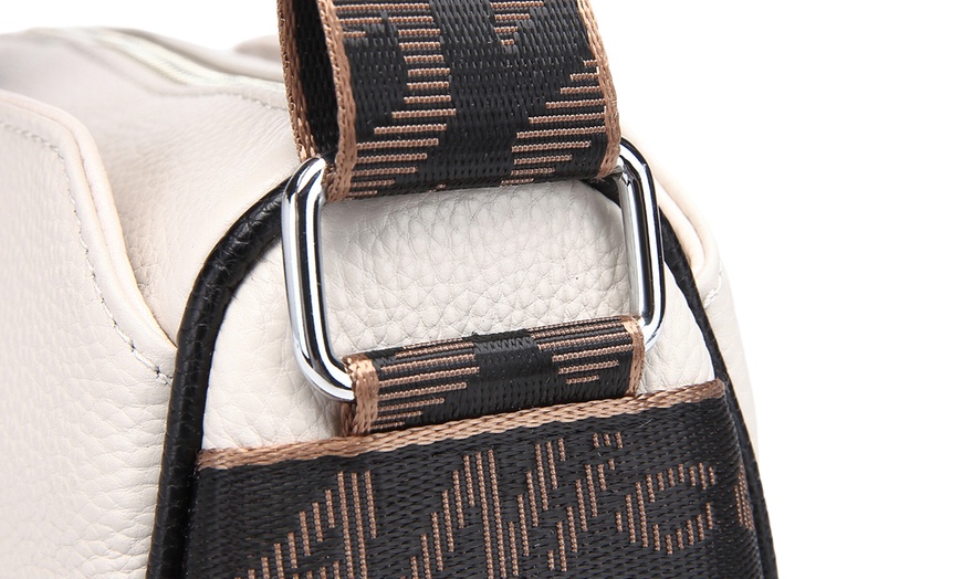 Image 4: Miss Lulu Wide Strap Leather Crossbody Bag