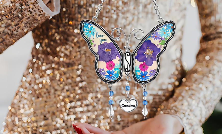 Image 3: Butterfly Wind Chime Suncatcher Garden Pendant