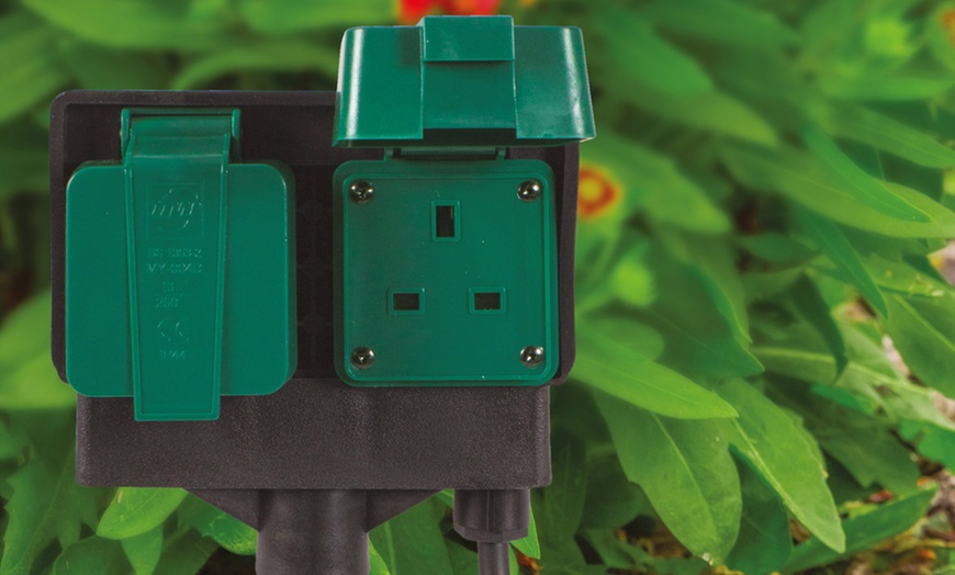 Image 1: Twin Outdoor Garden Socket