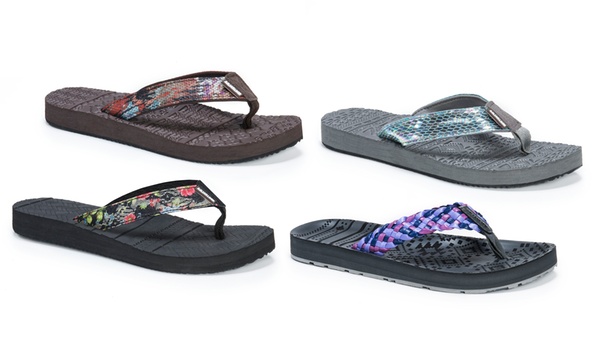 Muk luks store emma flip flops