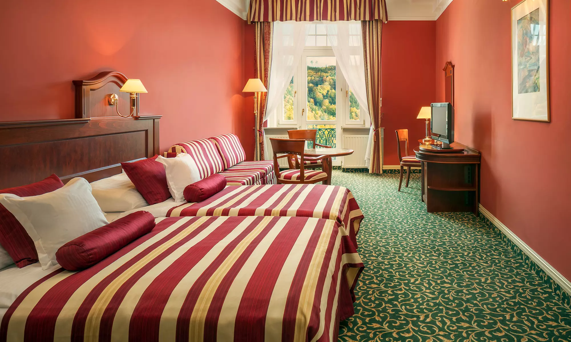 Karlsbad: Doppelzimmer mit Halbpension